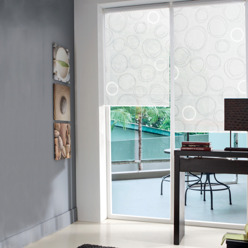 Store enrouleur tamisant motif crayonné