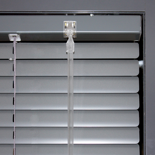 Tige d'orientation transparente pour store vénitien