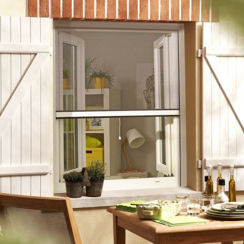 Moustiquaire enroulable en alu pour fenêtre