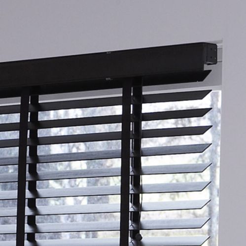 Store vénitien en bois lames 50mm avec galon