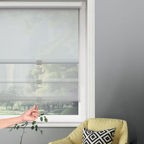 Store enrouleur tamisant automatique