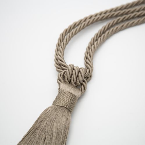 Embrasse à rideaux classique lien torsadé et pompon