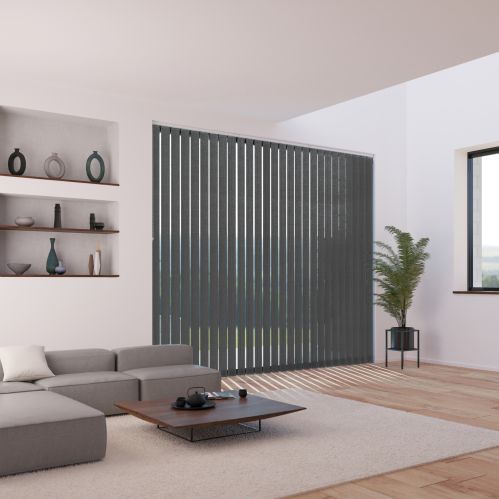 Ambiance store avec lamelles verticales 89mm Screen gris sans chainette pour store californien